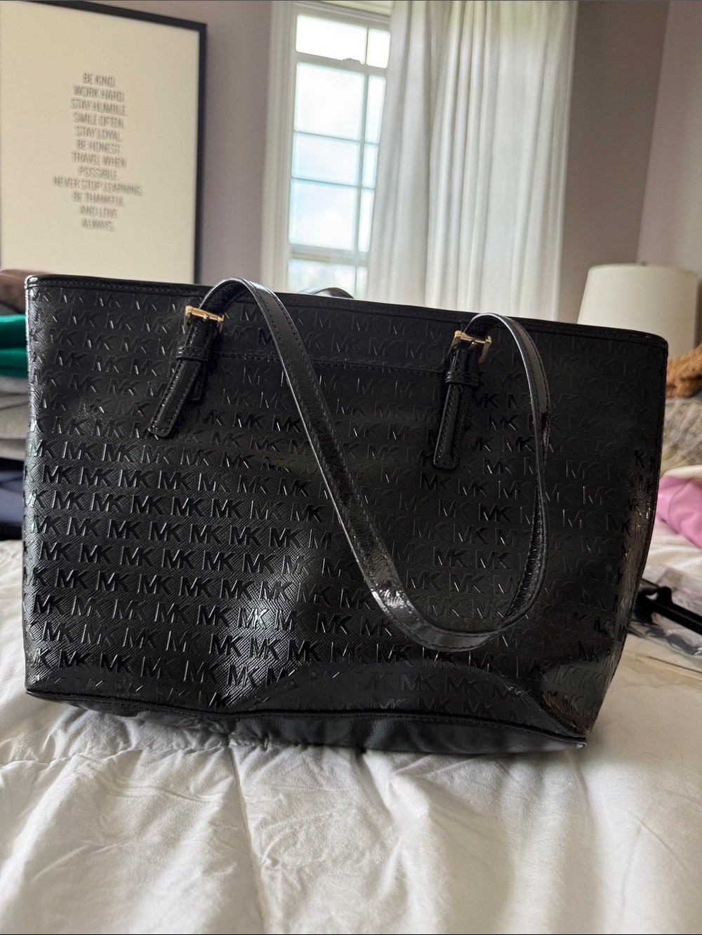 Michael Kors Black Patent MK Logo Tote with Gold Nameplate - Picture 2 of 3